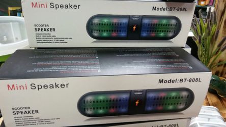 Wireless Bluetooth speakers