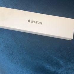 Brand New 44MM Apple Watch SE 2nd Gen 