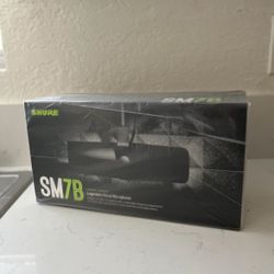 SHURE SM7B 