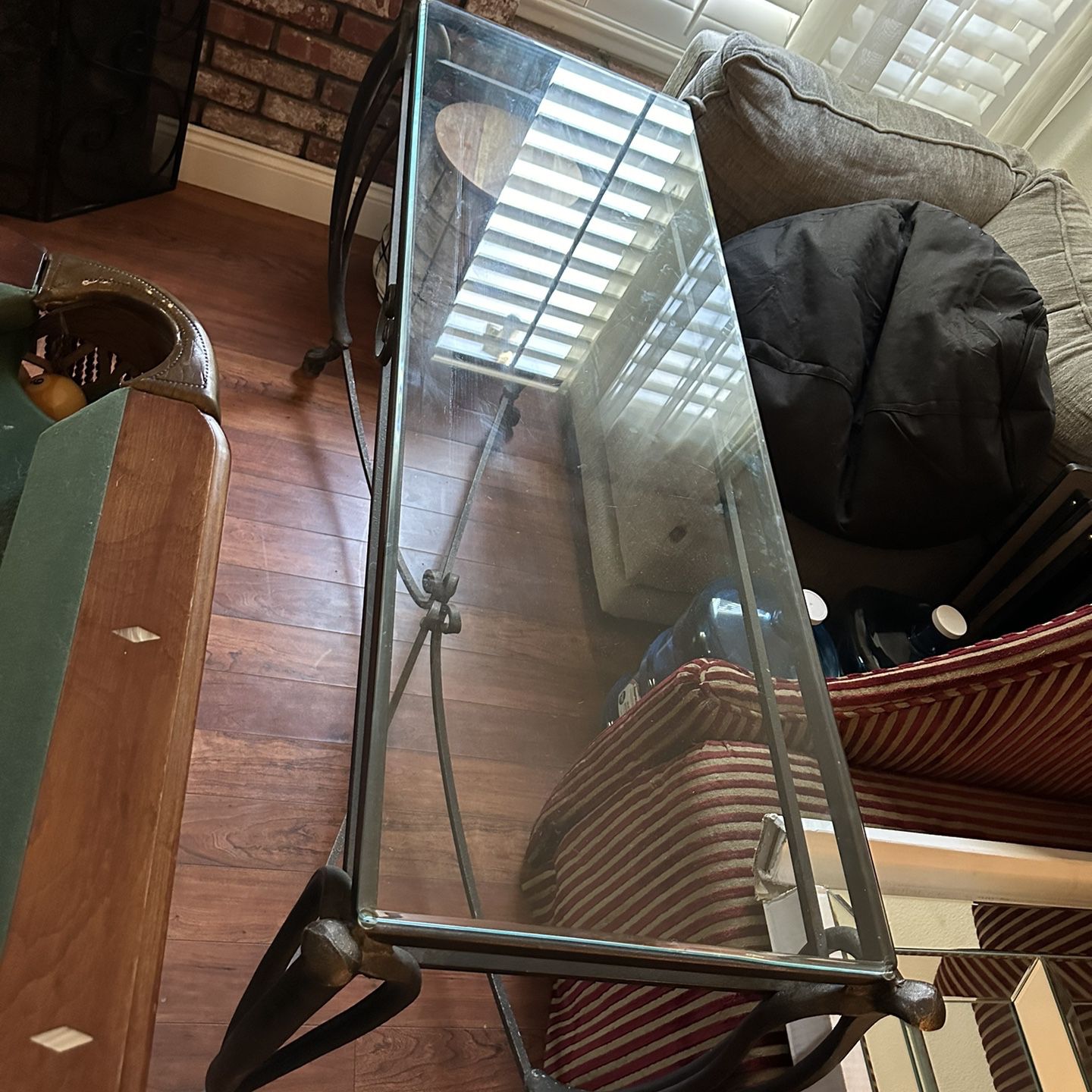 2 Luxury Glass Tables
