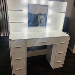 Vanity Desk with Mirror, Power Outlet and 10 Lights, Makeup Table with 7 Drawers, 3 Color Modes Available for Bedroom, White  Almost New