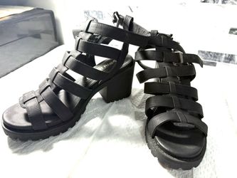 Chunky Heel Sandal 2”