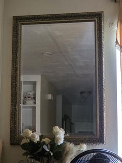 2 Mirror Frames 