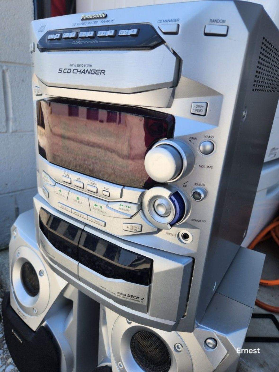 PANASONIC SA-AK29 5-DISC CD/DUAL-CASSETTE/AM-FM STEREO ALL-IN-ONE SYSTEM