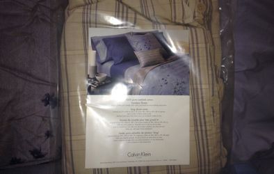 Calvin Klein bamboo flowers bedding set - 2 duvets, 2 shams & bed skirt for Sale in Hillsboro, OR - OfferUp Calvin Klein bamboo flowers bedding set - 2 duvets, 2 shams & bed skirt for Sale in Hillsboro, OR - OfferUp