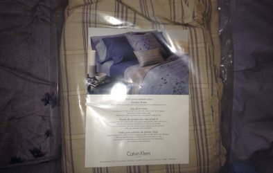 Calvin Klein bamboo flowers bedding set - 2 duvets, 2 shams & bed skirt for  Sale in Hillsboro, OR - OfferUp