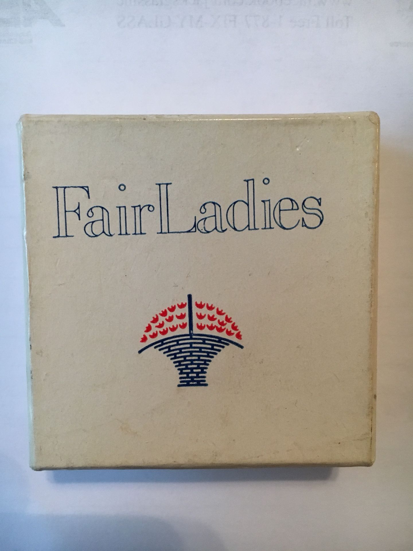 Vintage 1969 Fair Ladies American Airlines 50 YR Perpetual Calendar Paperweight