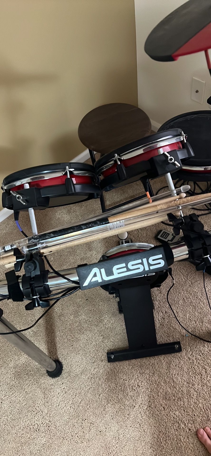 Alesis Drum Set