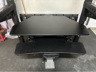 Standing desk