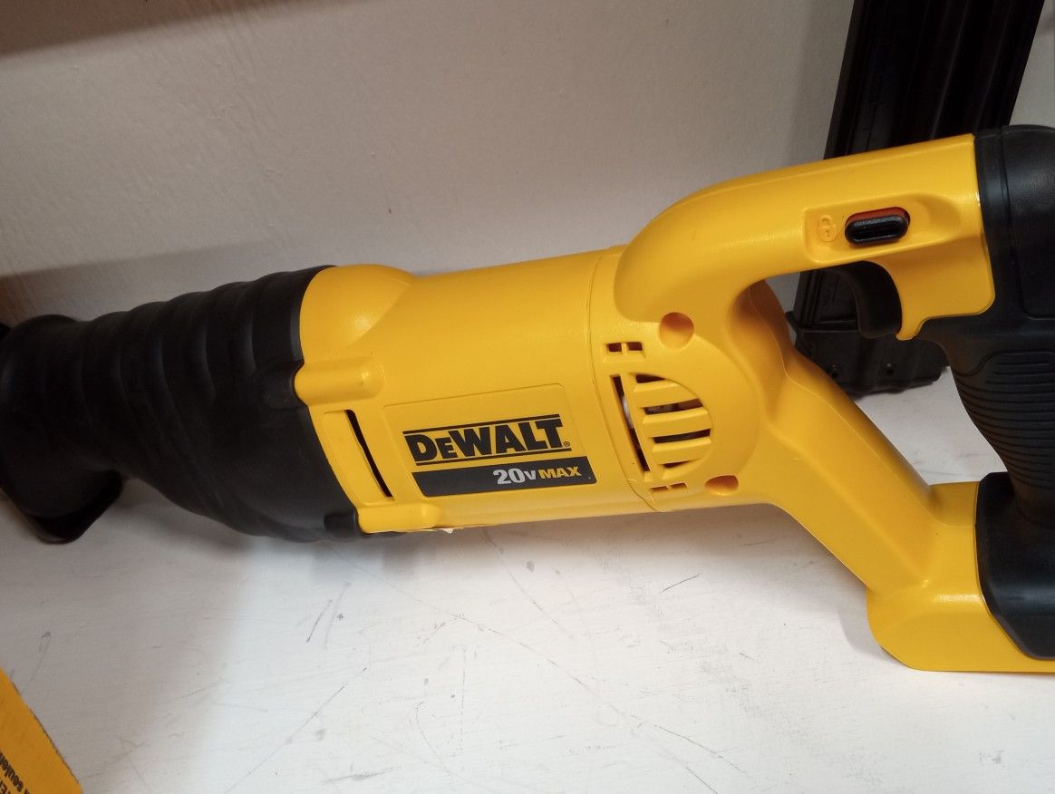 DeWalt New 20v Max Saw Reciprocating