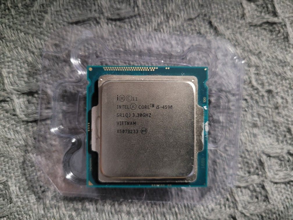 Intel Quad Core i5-4590