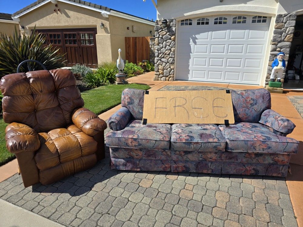 FREE. BOTH ARE FREE COME GET IT.