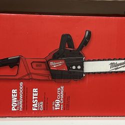 MILWAUKEE CHAIN SAW 