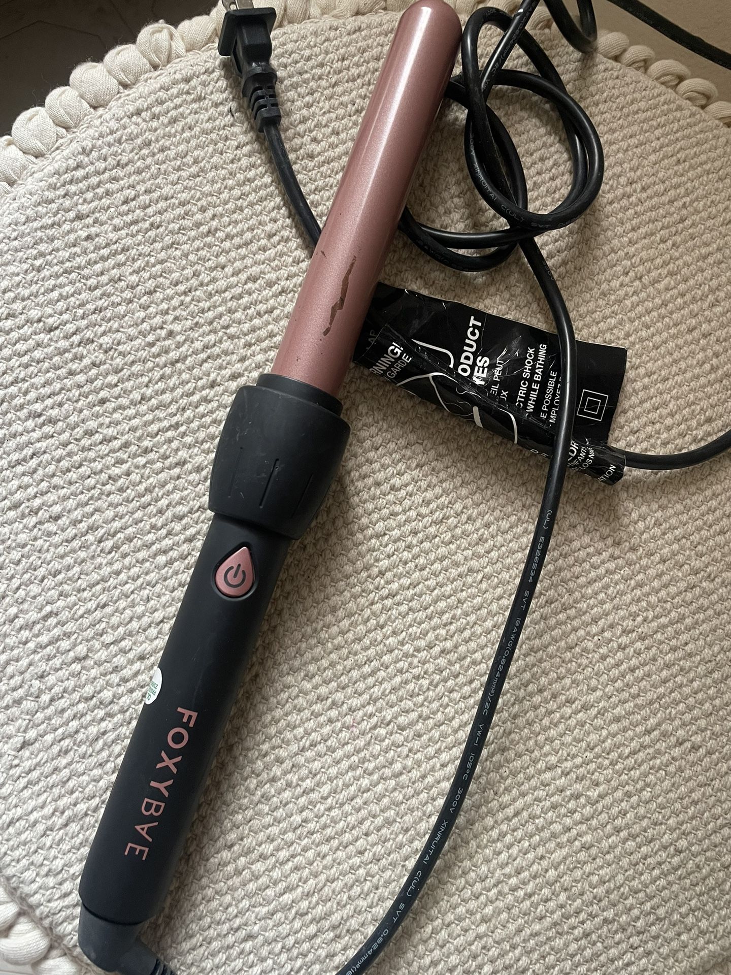 Foxybae Wand Curling Iron