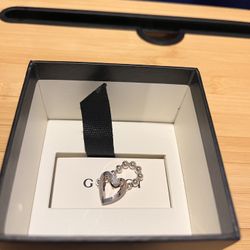 Gucci Sterling Silver Open Heart Ring Size 6 New with Box & Dust Bag