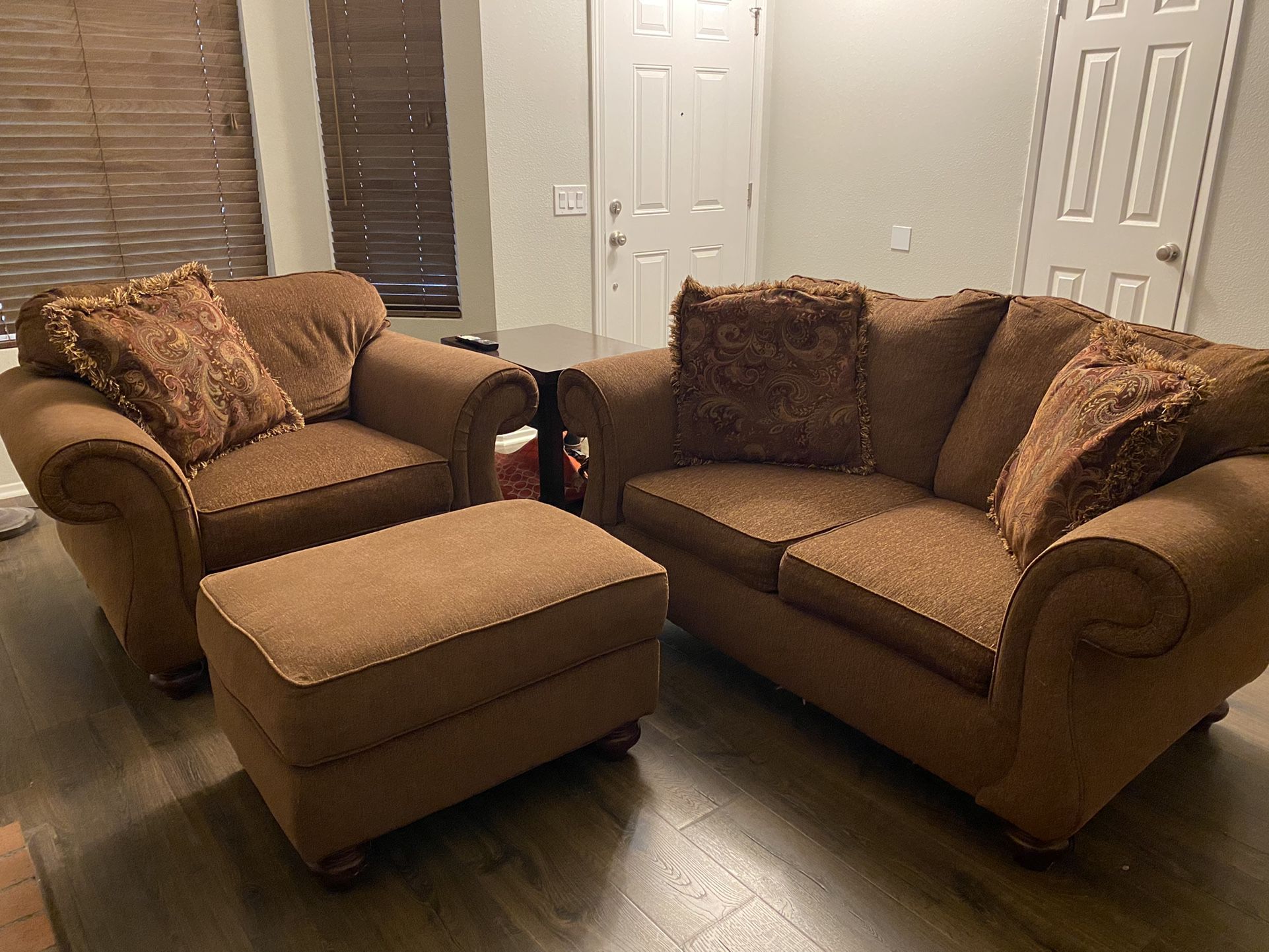 Sofa, Loveseat, Chair, Ottoman - 4pc Set