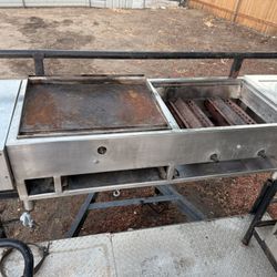 Traila Para Tacos Al Carbon y plancha incluida tanbien de gas