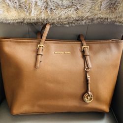 Michael Kors Tote Never Used Tags Still On
