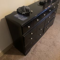 Dresser For Sale 