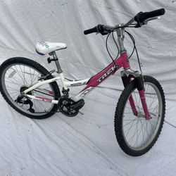 Trek Mountain Bike Bicycle