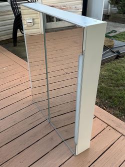 IKEA Led Lighted Bathroom Mirror Cabinet – Excellent Condition