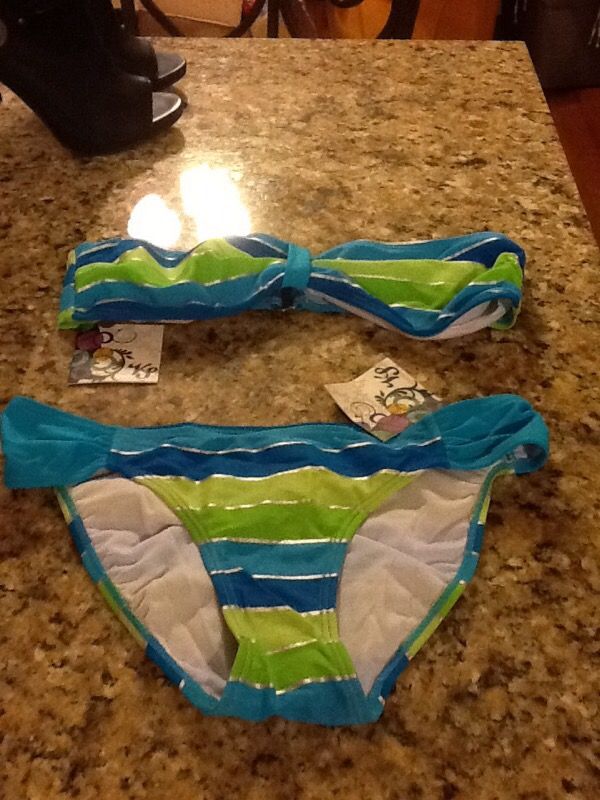 Brand New Size Small 2 piece bikini