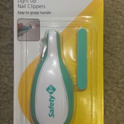 Baby Nail Clippers W/light 