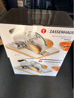 BREAD SLICER