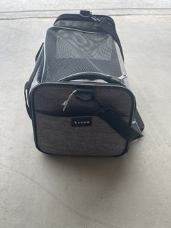 Travel, Dog Or Cat Carrier Thumbnail