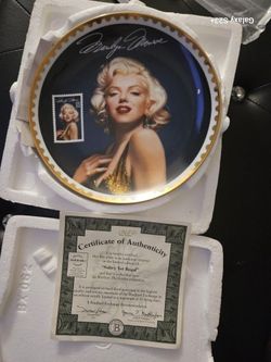 Marilyn Monroe Plate