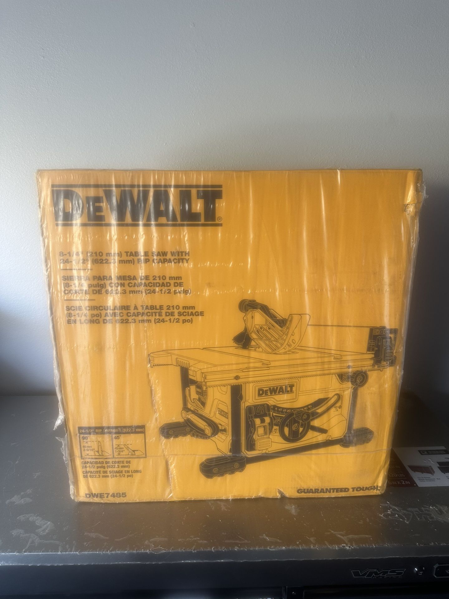 Dewalt 8 1/4 Table Saw (DWE7485)