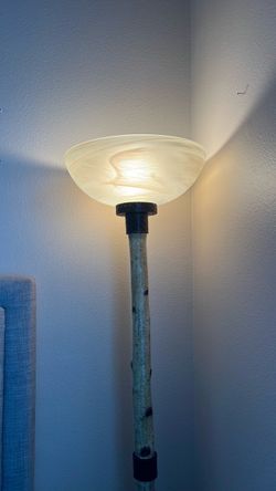 Floor lamp