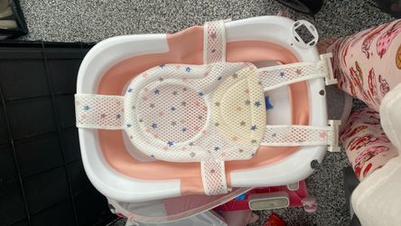 Foldable baby bath