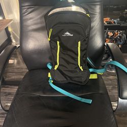 2L hiking bag