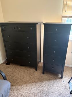 Dresser set.