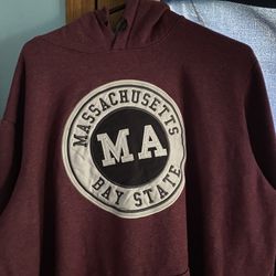 MA sweatshirt 
