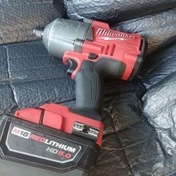 Milwaukee Fuel 18V Impact 1/2 Battery 9.0HD High Demand Esta Toda Cargada La Pila $320 