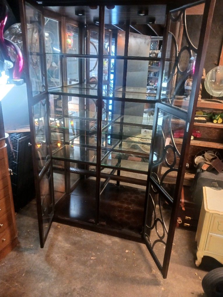 Beautiful Display Cabinet 12 Shelves