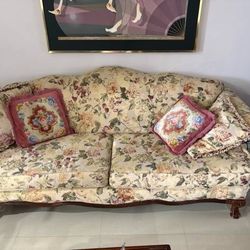 Vintage Floral Couch  And Love Seat