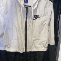 nike black and white jacket