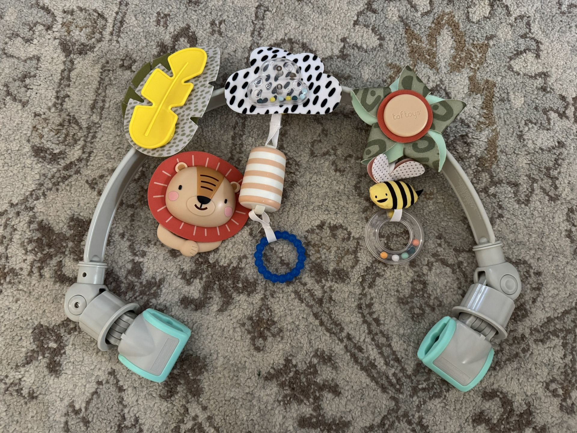 Taf Toys safari toy bar