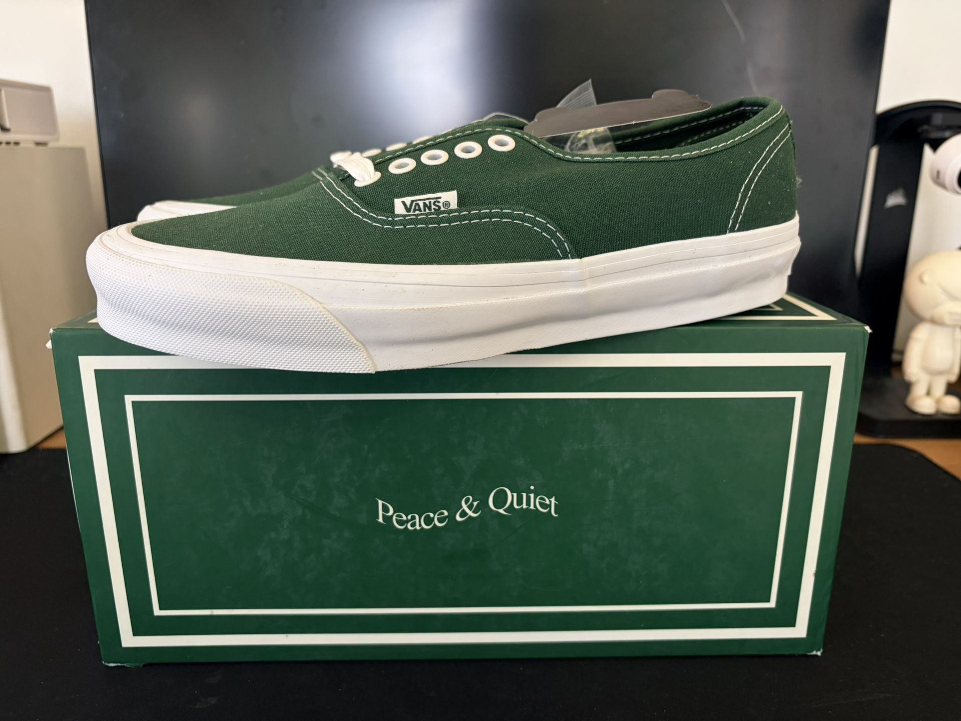 Vans X Museum Of Peace And Quite Size 8.5M