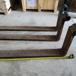 2 Pair's Of 5' Skytrack Forklift Forks