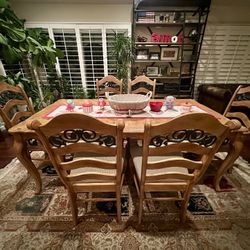 Dining Table & Hutch Set