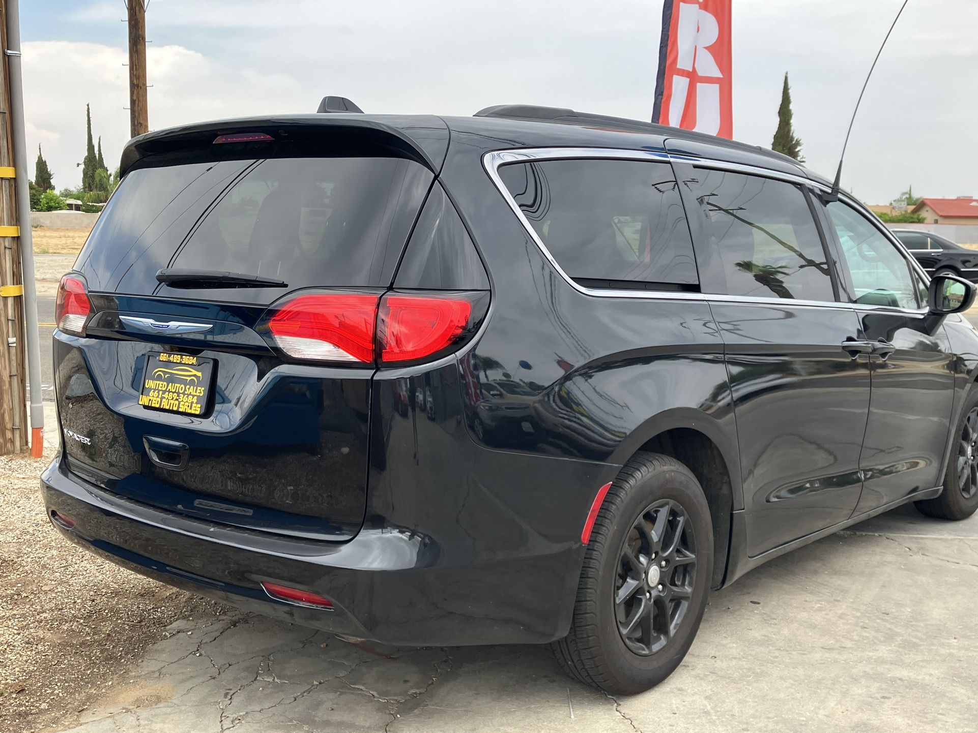 2020 Chrysler Voyager