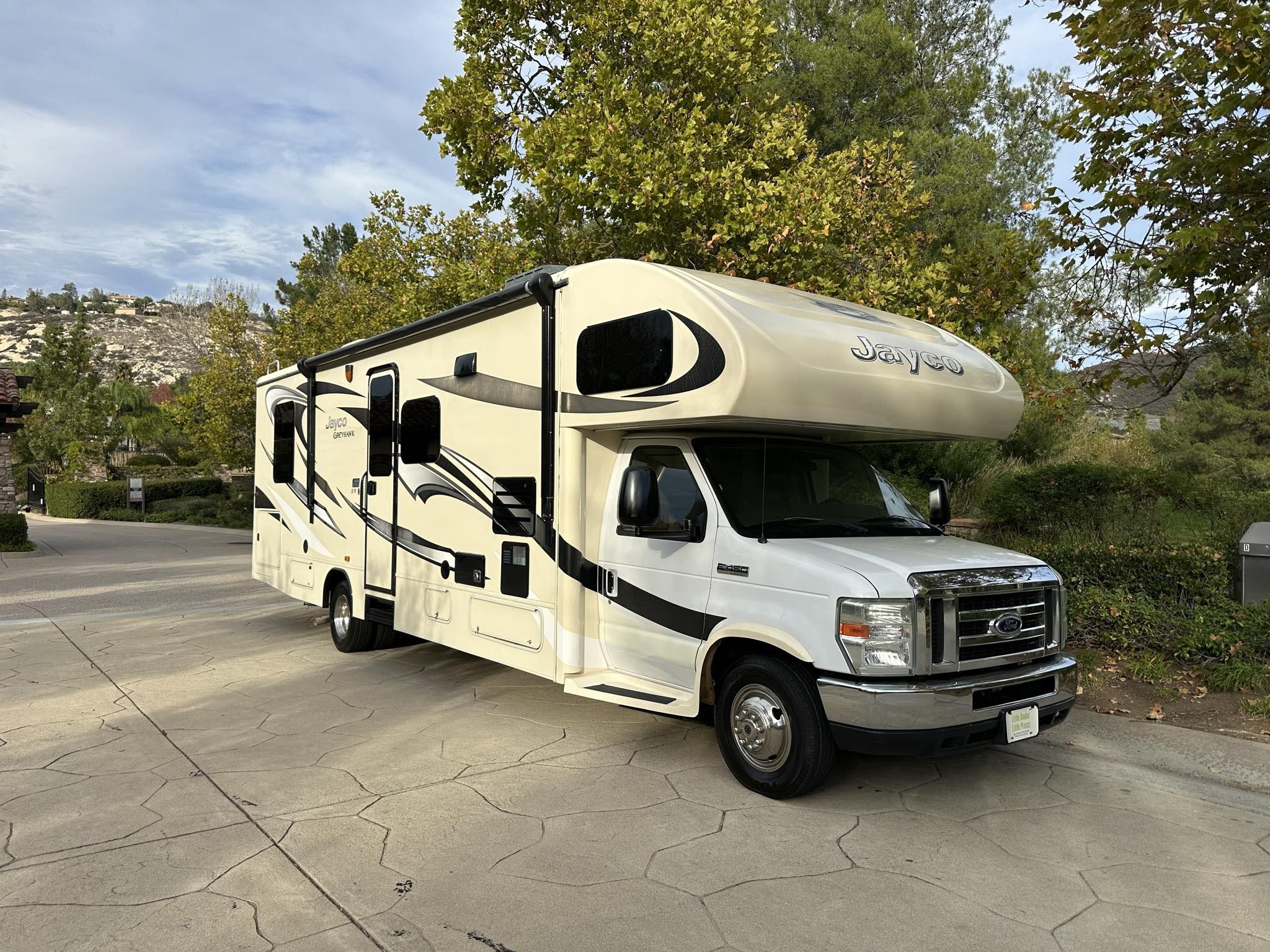 2016 Class C Motorhome One Slide Out