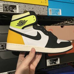 Air Jordan 1 ‘Volt’
