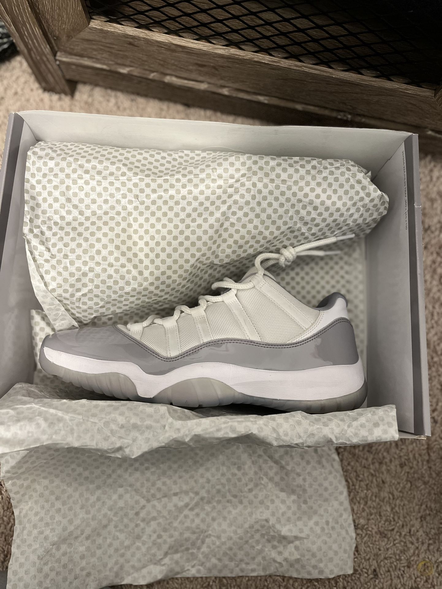 Jordan 11 Low Cement Grey
