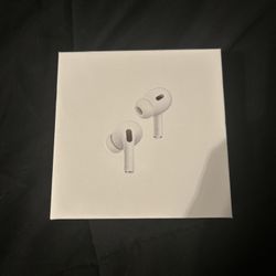 Apple AirPods Pro 2nd Generation with MagSafe Wireless Charging Case - White