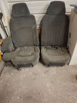 $75 bucket seats  s10 nice